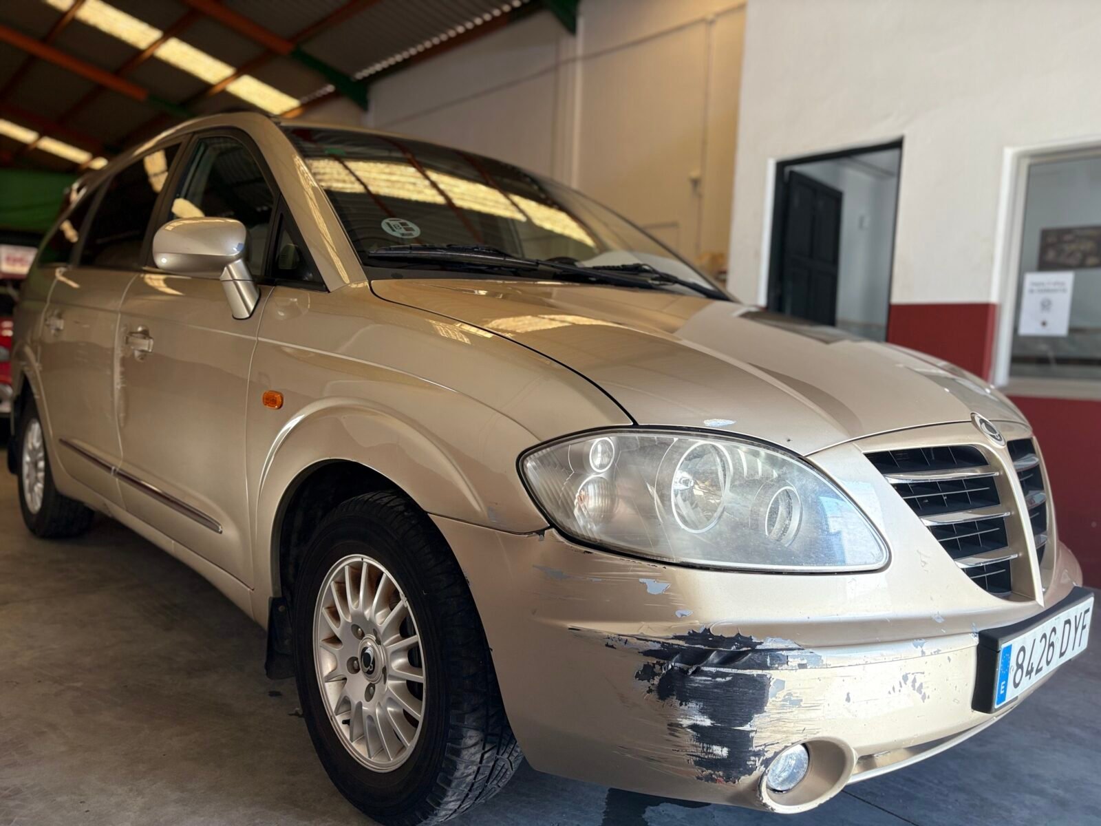 SSANGYONG Rodius 270Xdi Limited