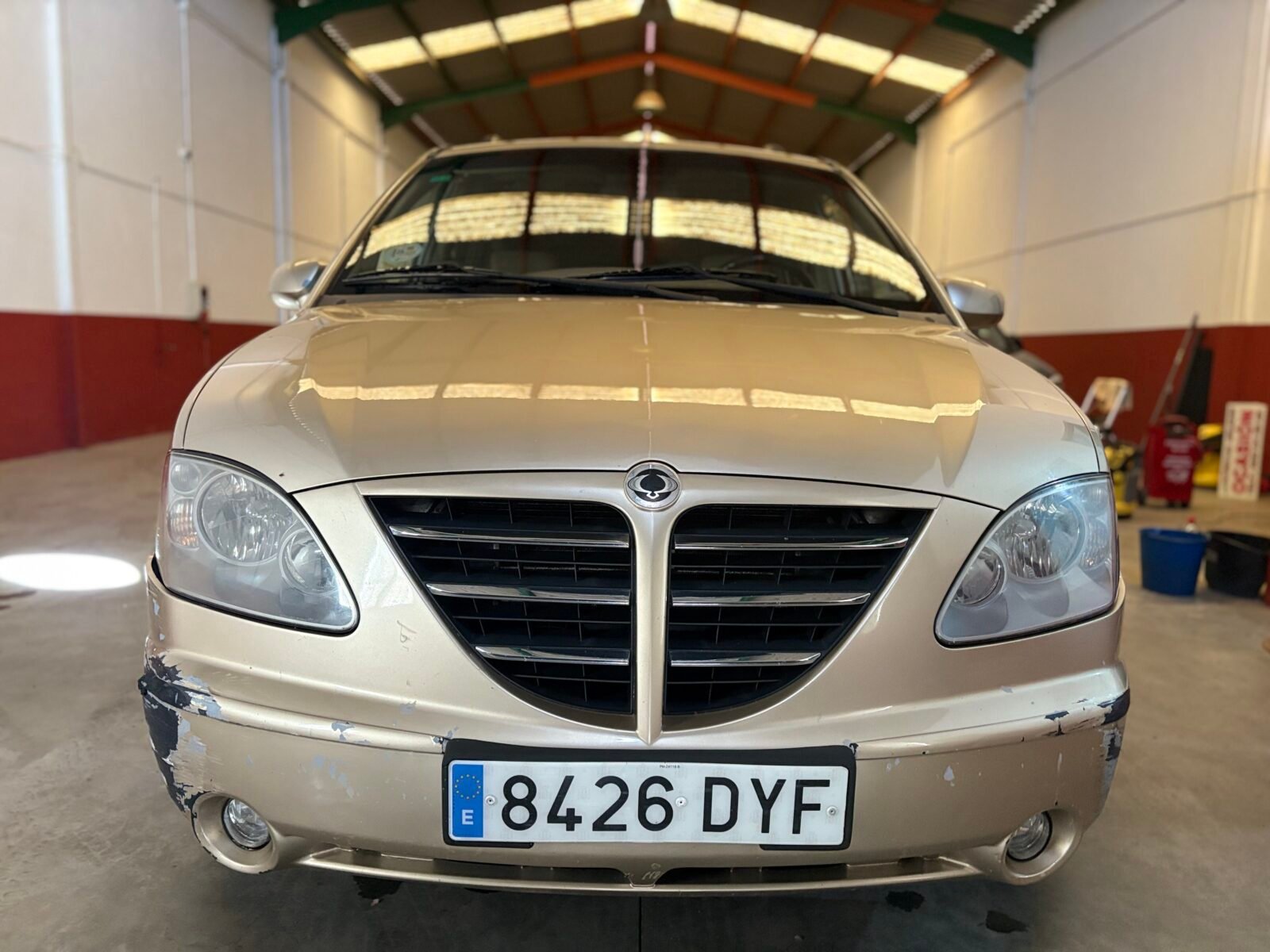 SSANGYONG Rodius 270Xdi Limited