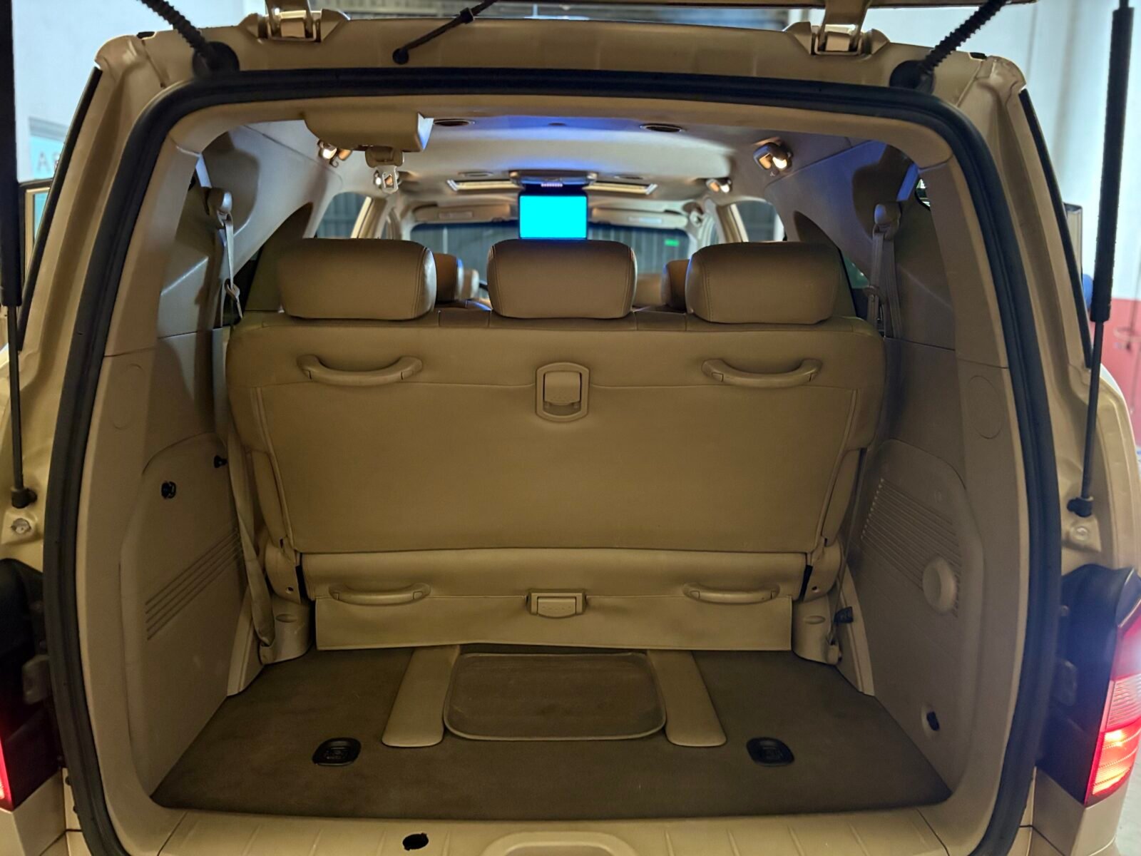 SSANGYONG Rodius 270Xdi Limited