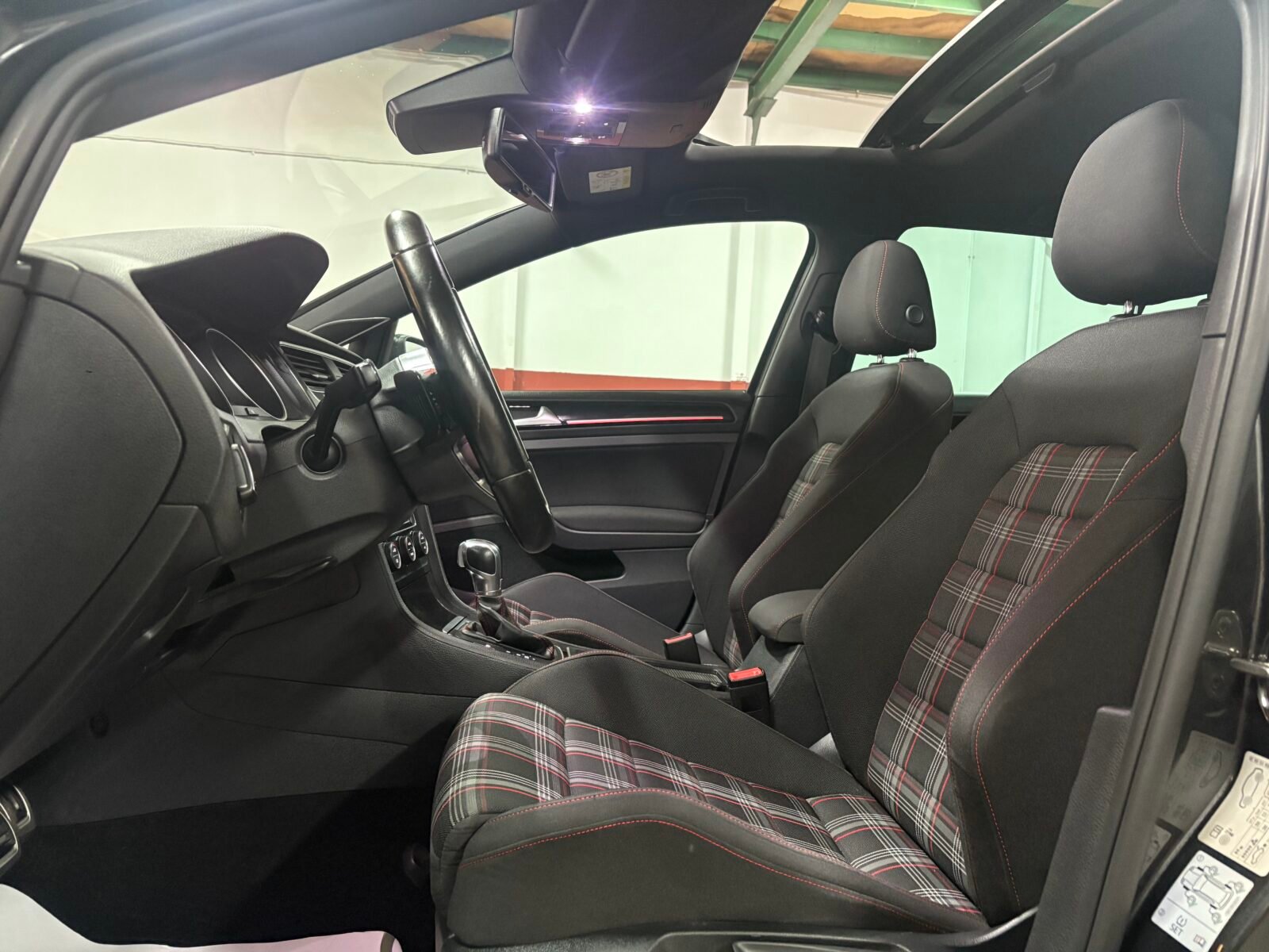 VOLKSWAGEN Golf GTI 2.0 TSI GTI 220 CV DSG