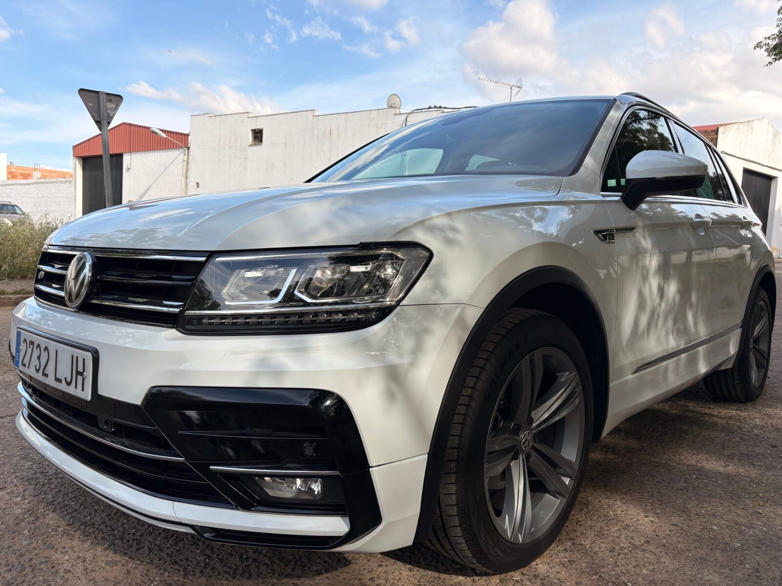 VOLKSWAGEN Tiguan RLine 2.0 TDI DSG 150 CV