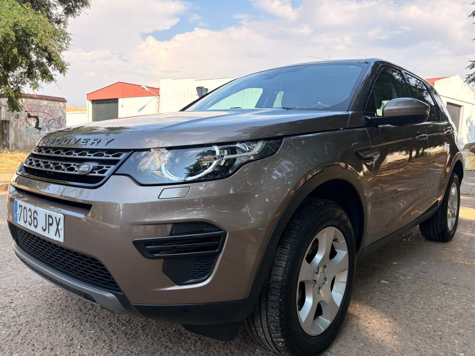 LAND-ROVER Discovery Sport