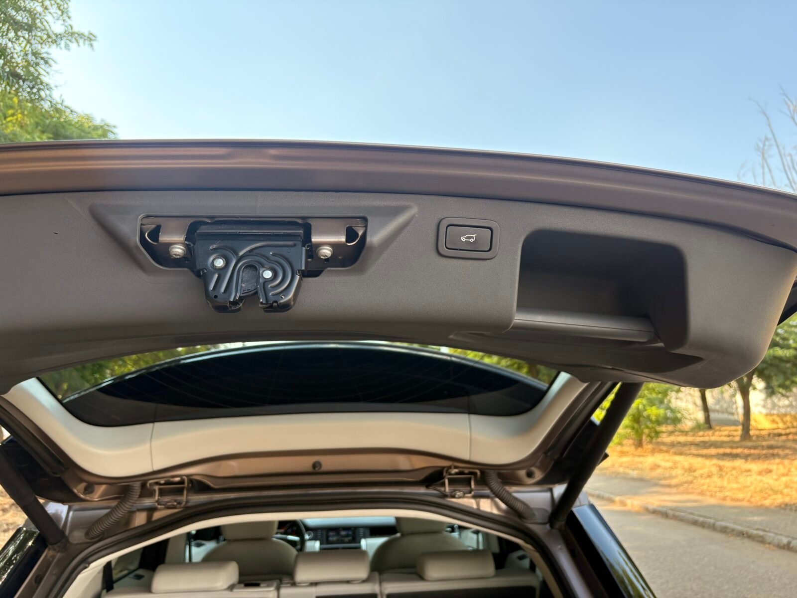 LAND-ROVER Discovery Sport