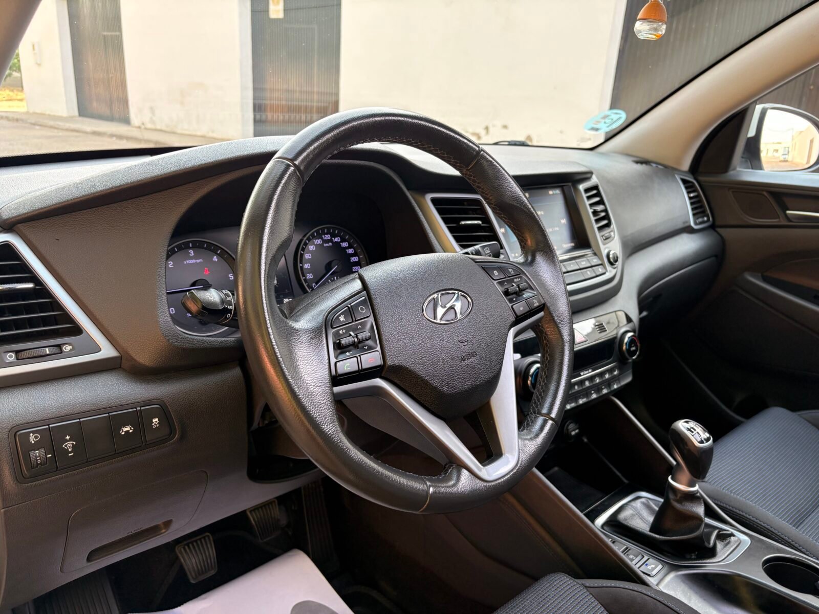 HYUNDAI Tucson Tecno bluedrive 2wd