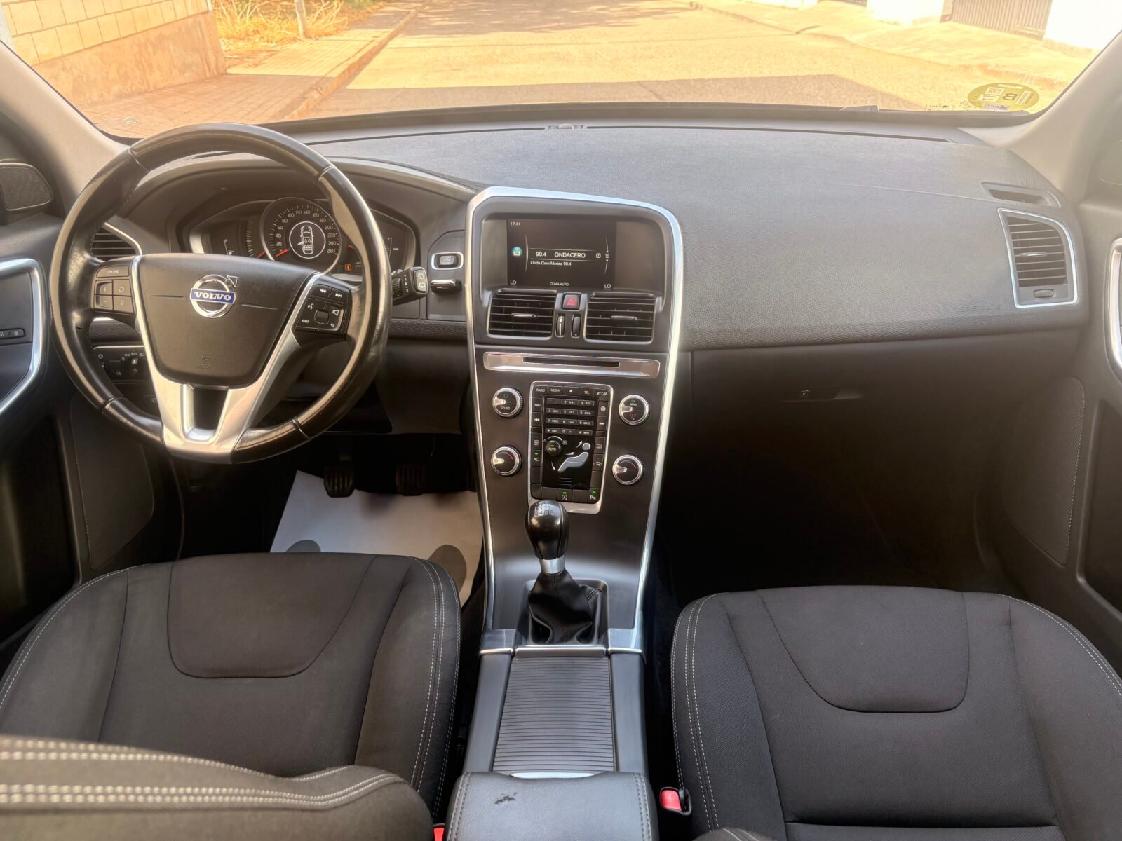 VOLVO Xc 60 Kinetic 2wd