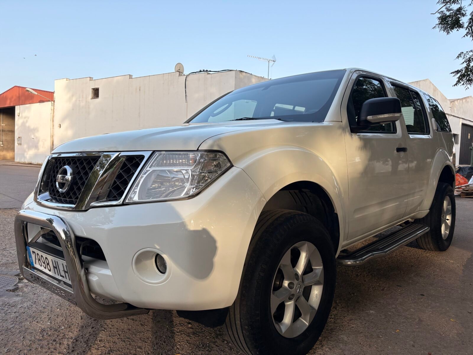 NISSAN Pathfinder 7 plazas 
